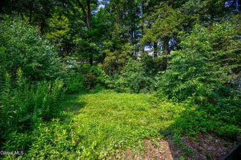 1929 Dean Street Niskayuna NY 12309