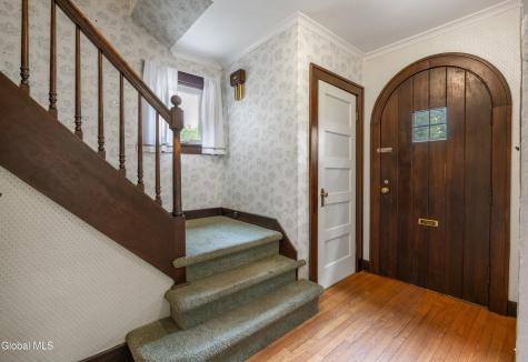 1929 Dean Street Niskayuna NY 12309