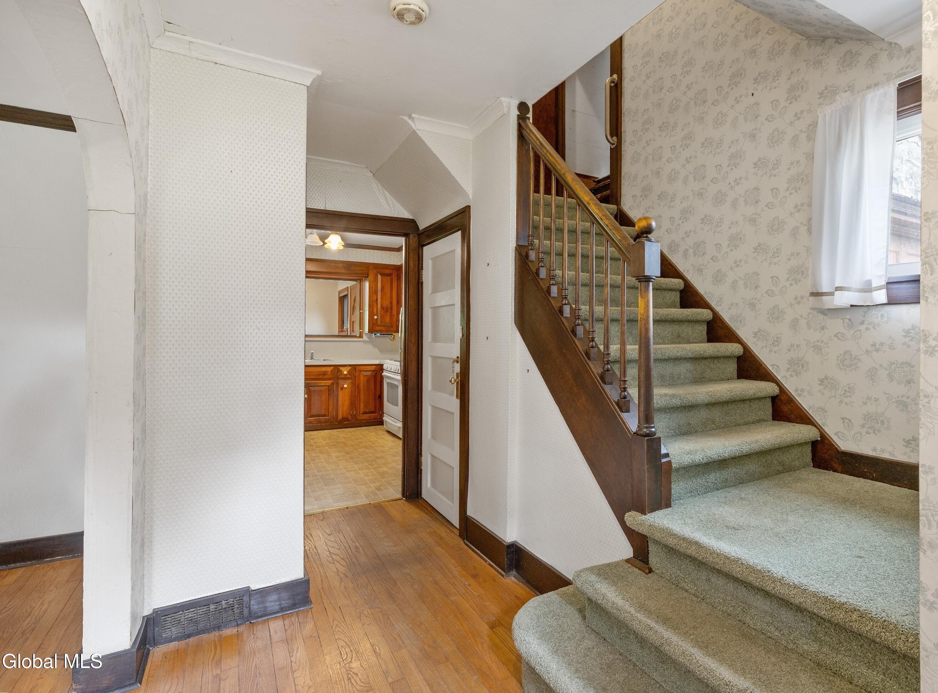 1929 Dean Street Niskayuna NY 12309
