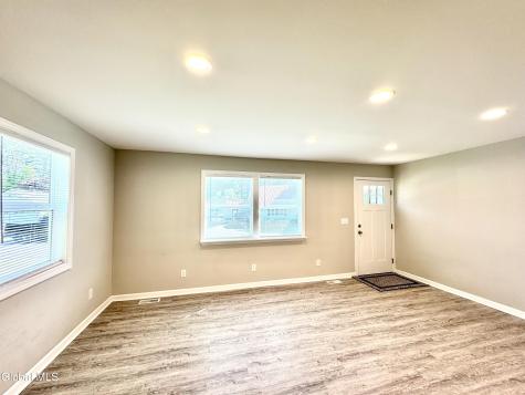 18 3rd Avenue Hadley NY 12835