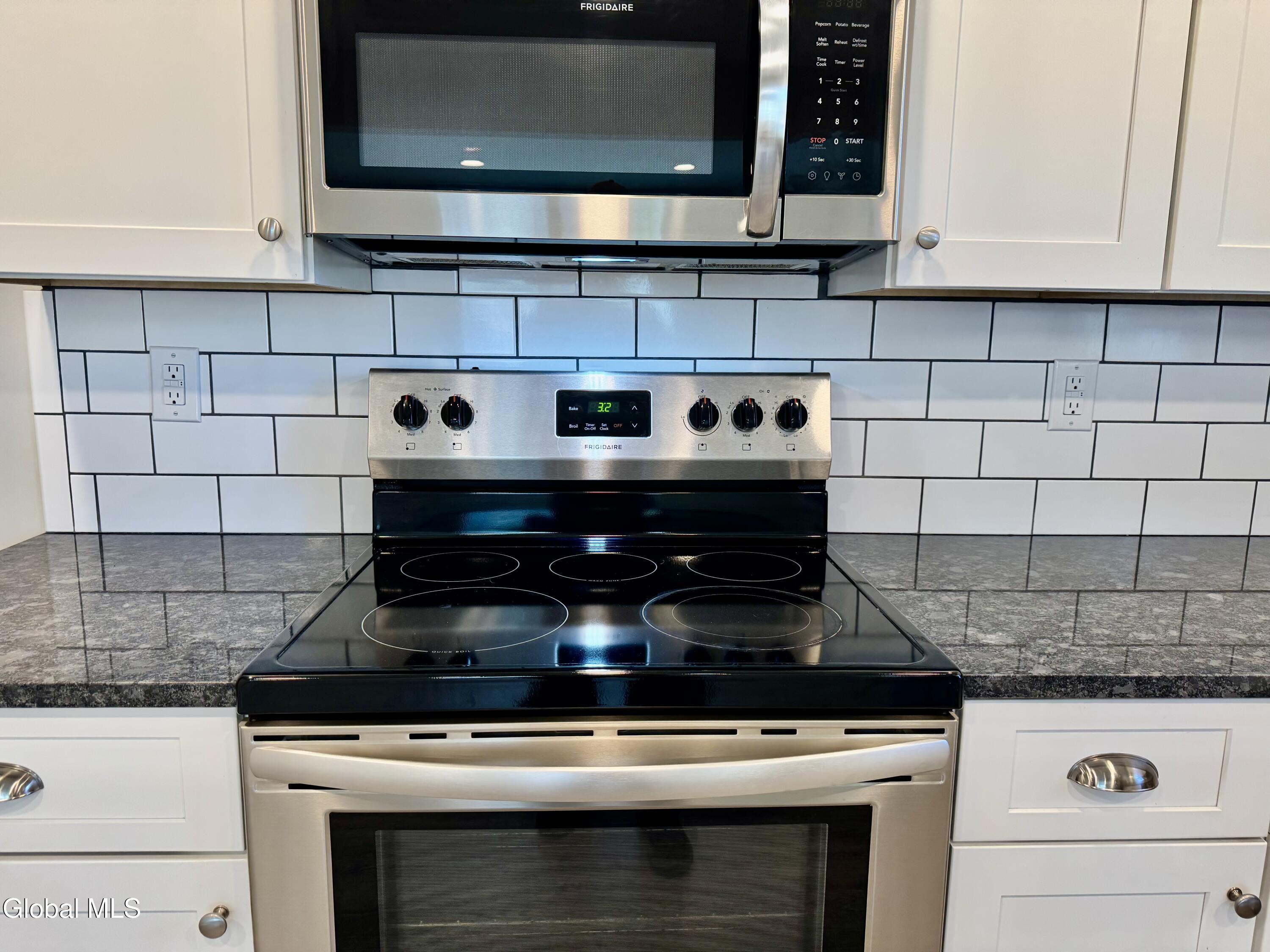 18 3rd Avenue Hadley NY 12835