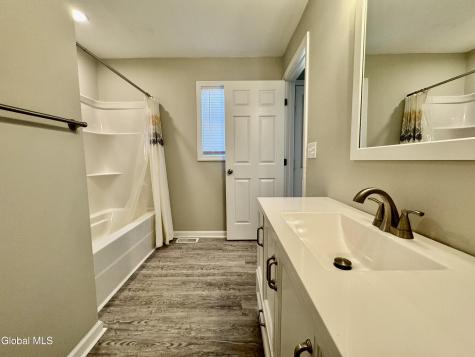18 3rd Avenue Hadley NY 12835