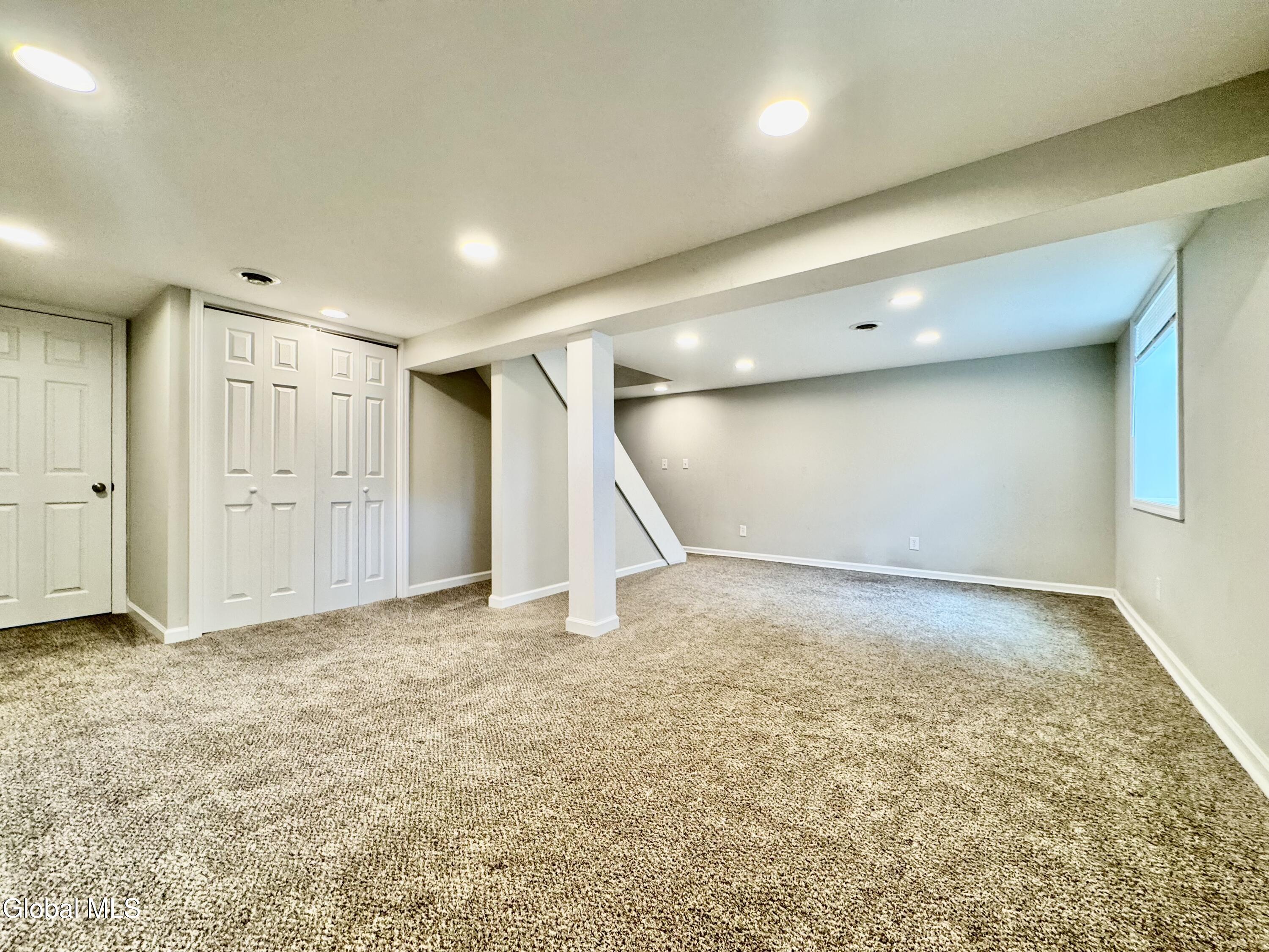 18 3rd Avenue Hadley NY 12835