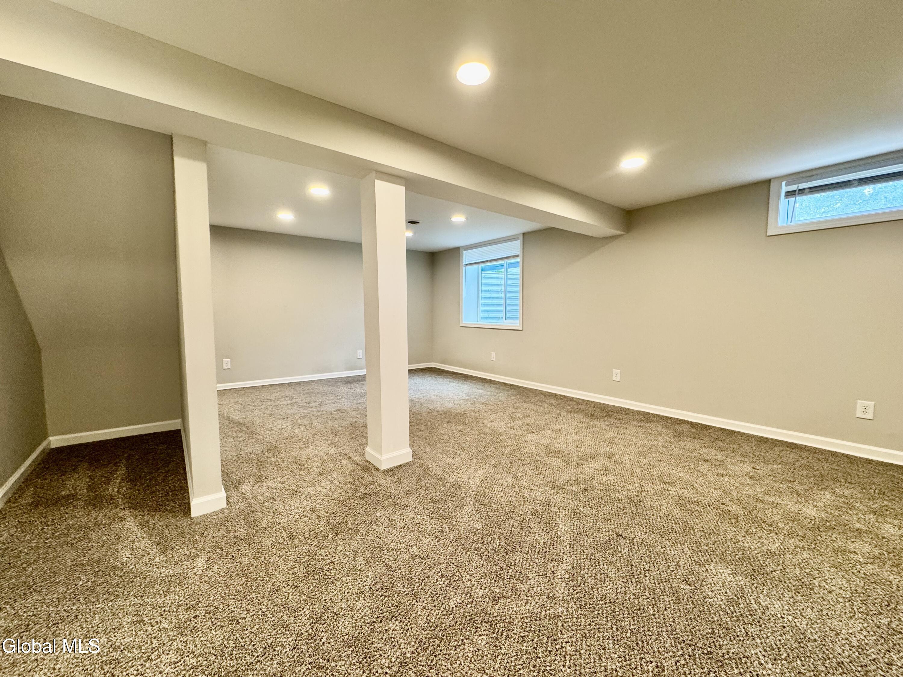 18 3rd Avenue Hadley NY 12835