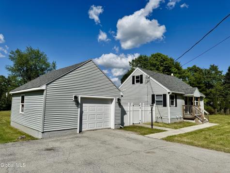 18 3rd Avenue Hadley NY 12835