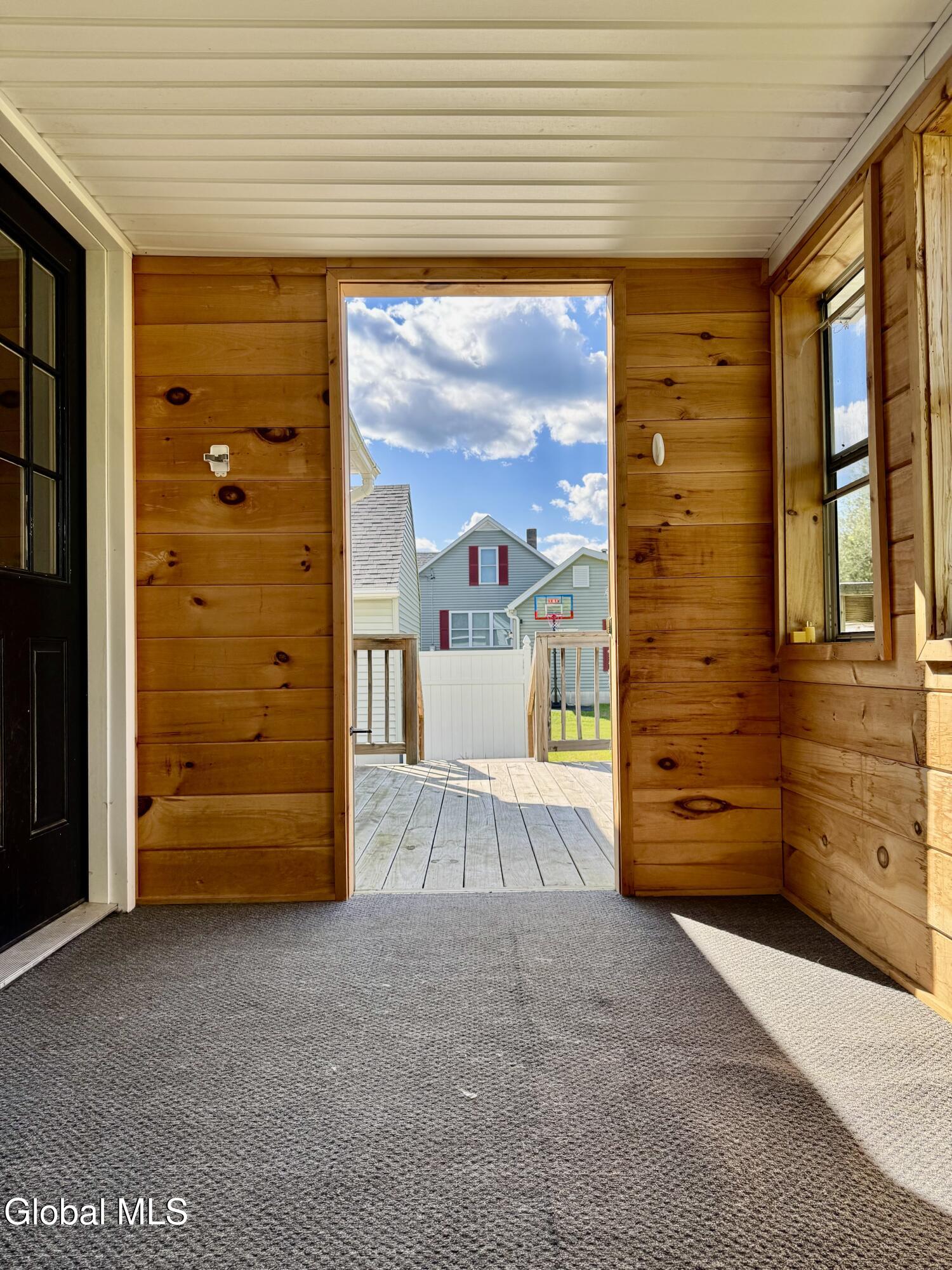 18 3rd Avenue Hadley NY 12835