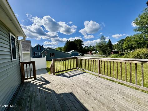 18 3rd Avenue Hadley NY 12835