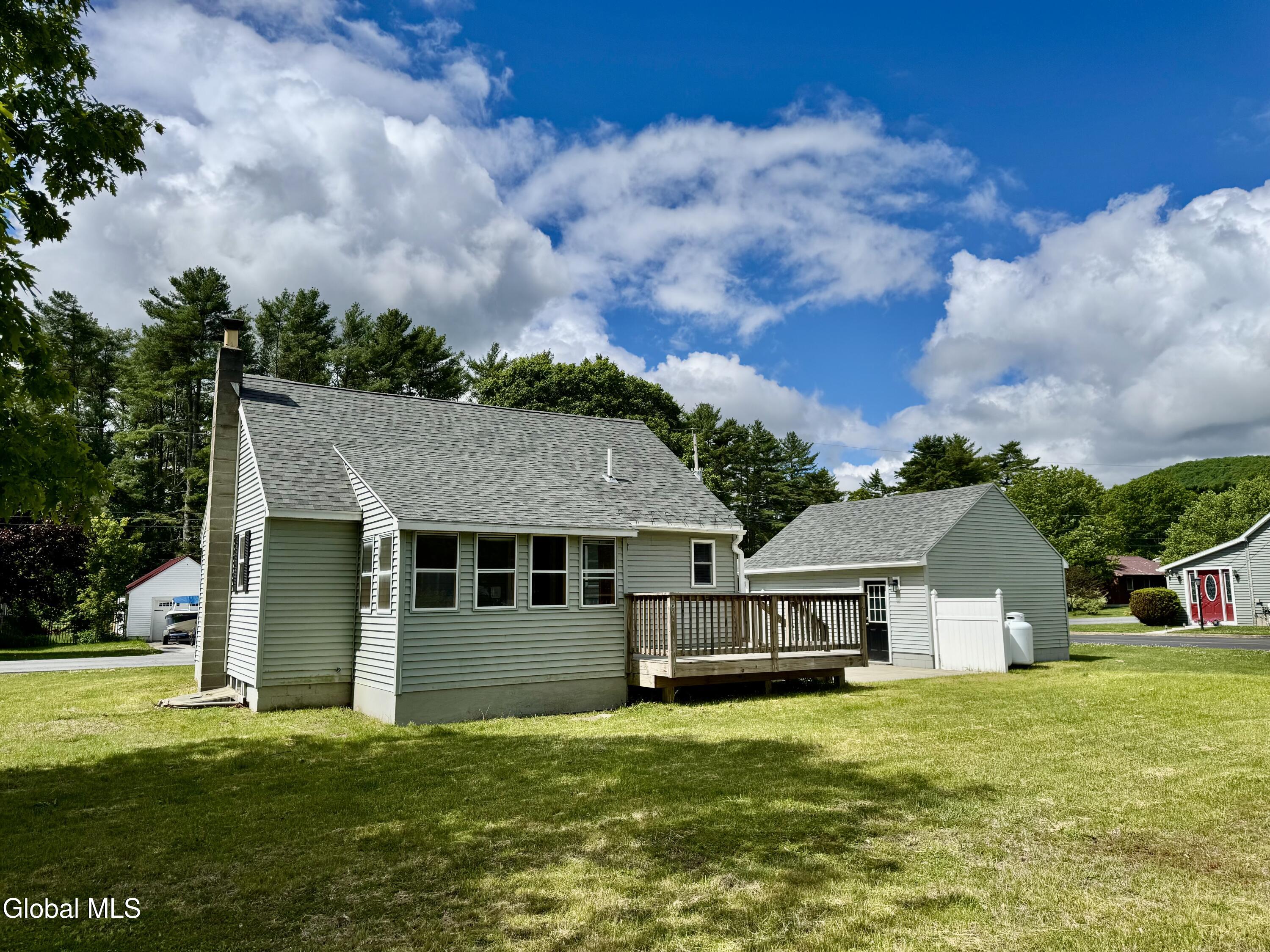 18 3rd Avenue Hadley NY 12835