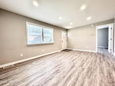 18 3rd Avenue Hadley NY 12835