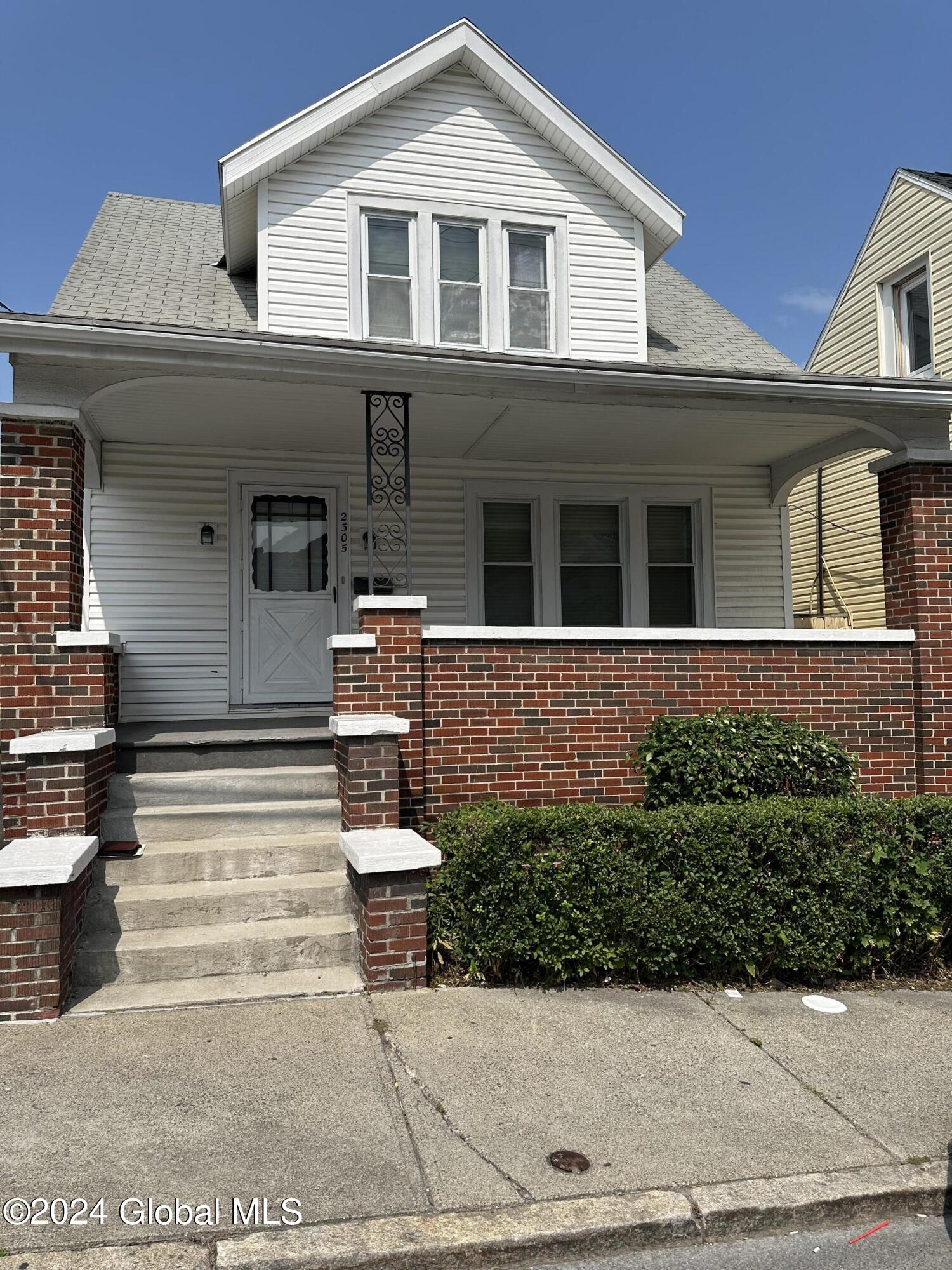 2303-2305 15th Street Troy NY 12180
