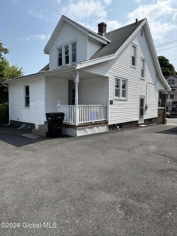 2303-2305 15th Street Troy NY 12180