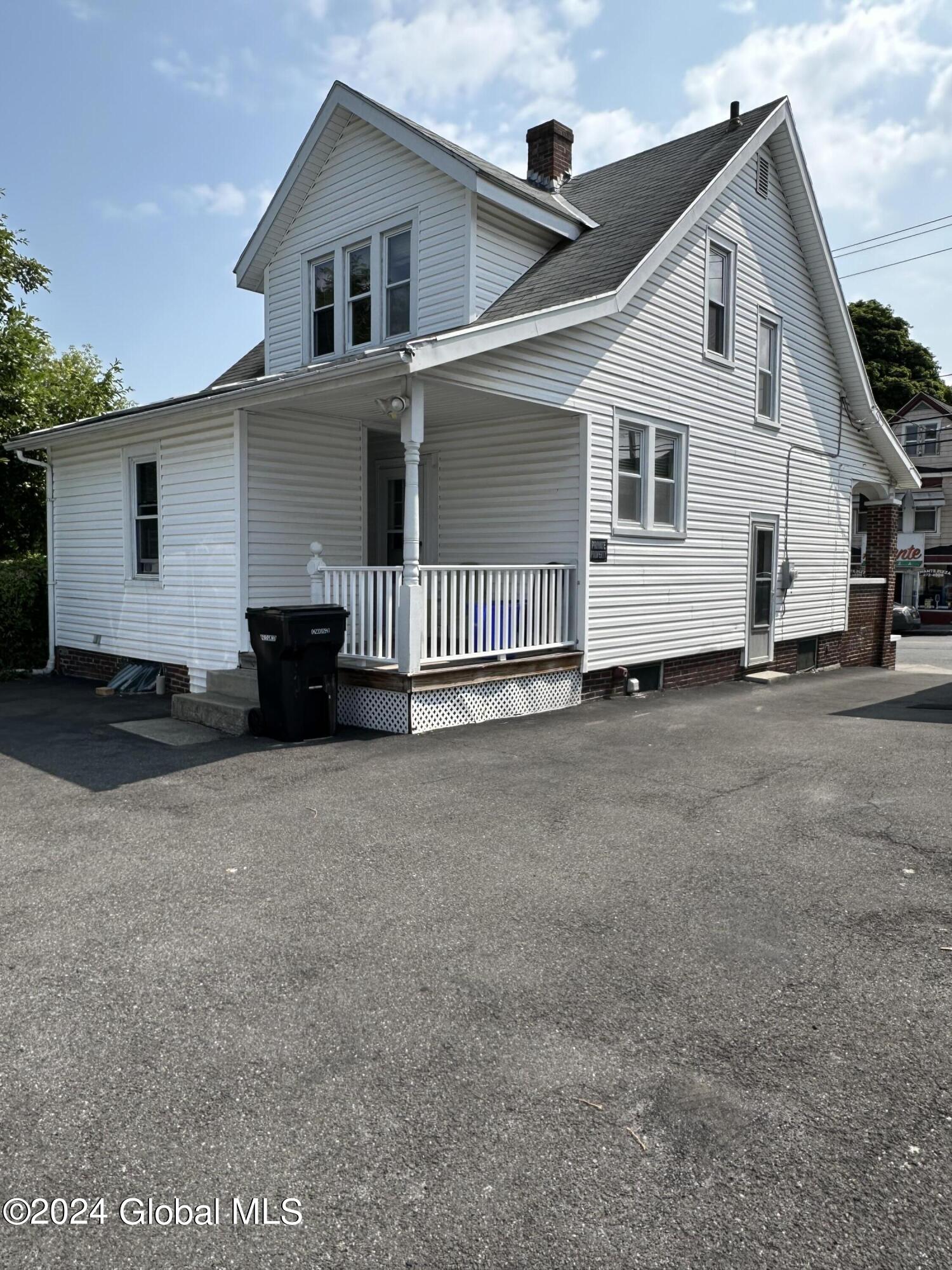 2303-2305 15th Street Troy NY 12180
