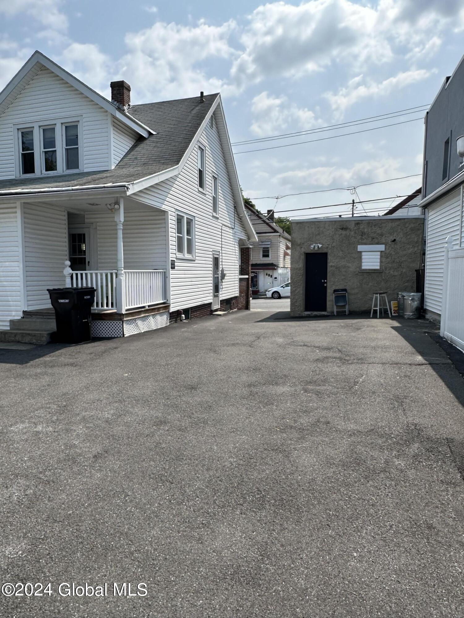 2303-2305 15th Street Troy NY 12180