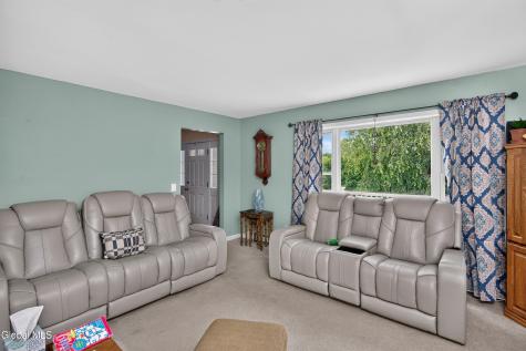 67 Higgins Road Wynantskill NY 12198