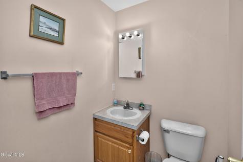67 Higgins Road Wynantskill NY 12198