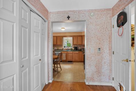 67 Higgins Road Wynantskill NY 12198