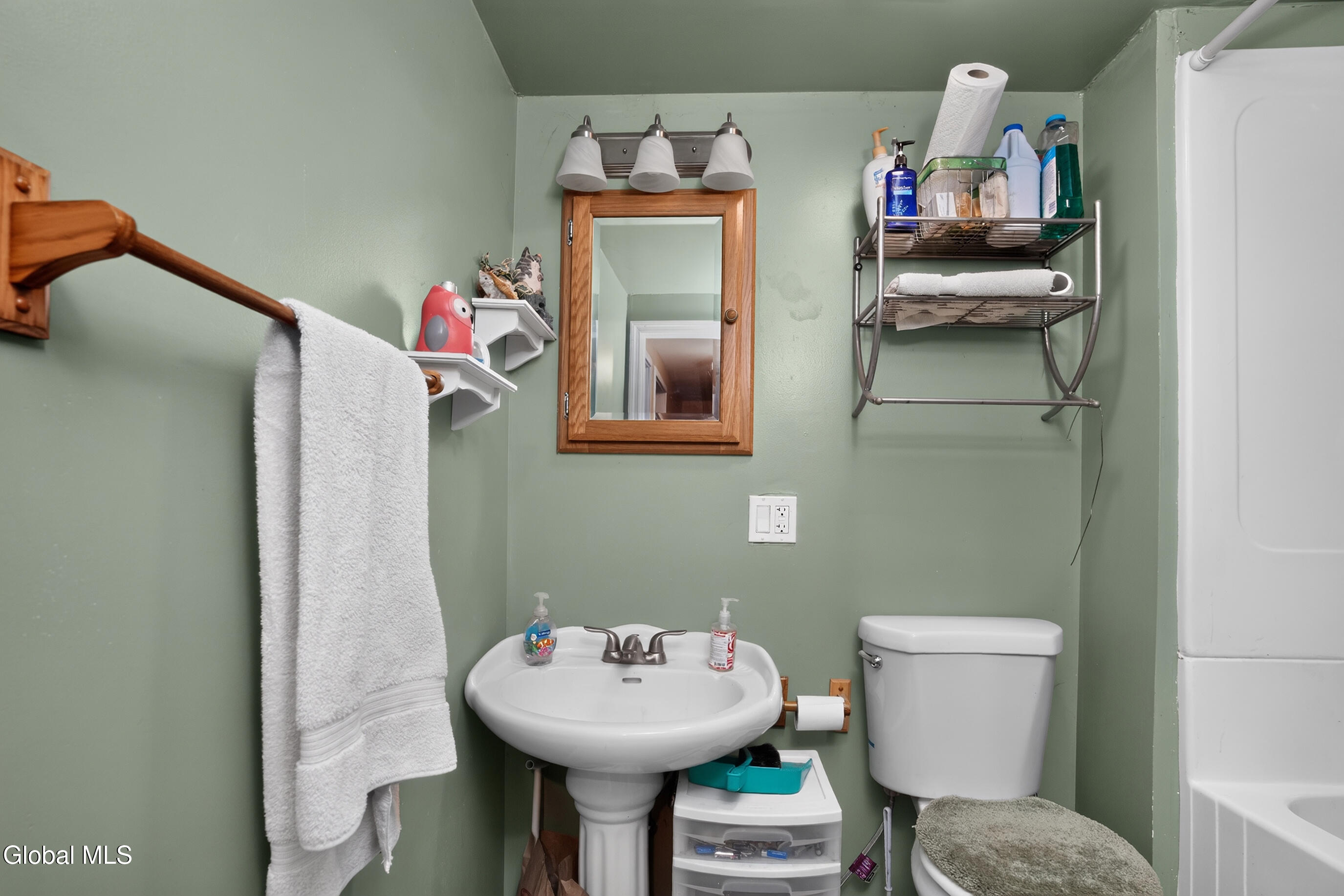 67 Higgins Road Wynantskill NY 12198