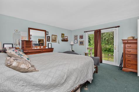 67 Higgins Road Wynantskill NY 12198
