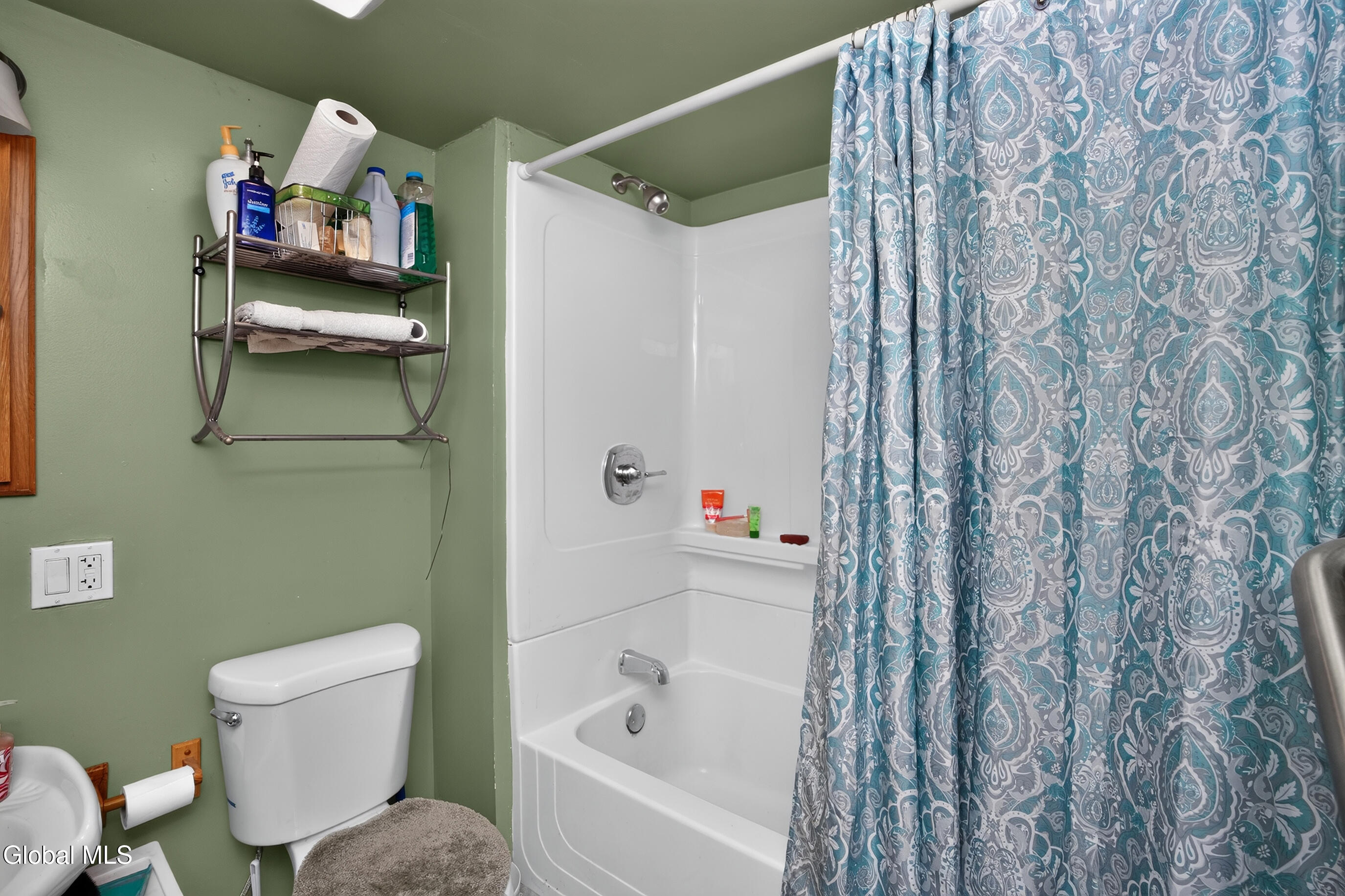 67 Higgins Road Wynantskill NY 12198
