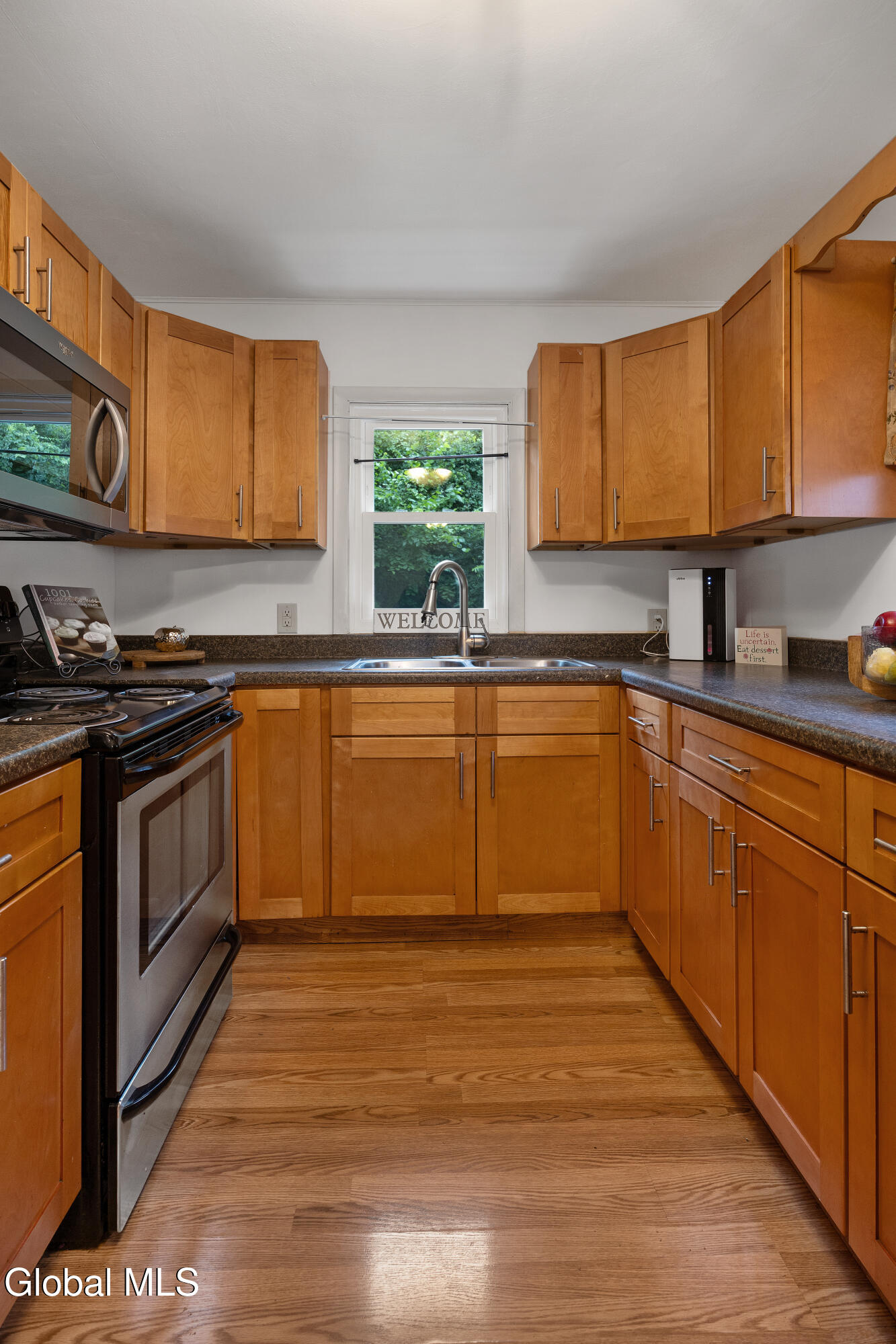 69 Ray Road Rexford NY 12148