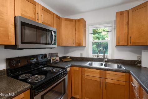 69 Ray Road Rexford NY 12148