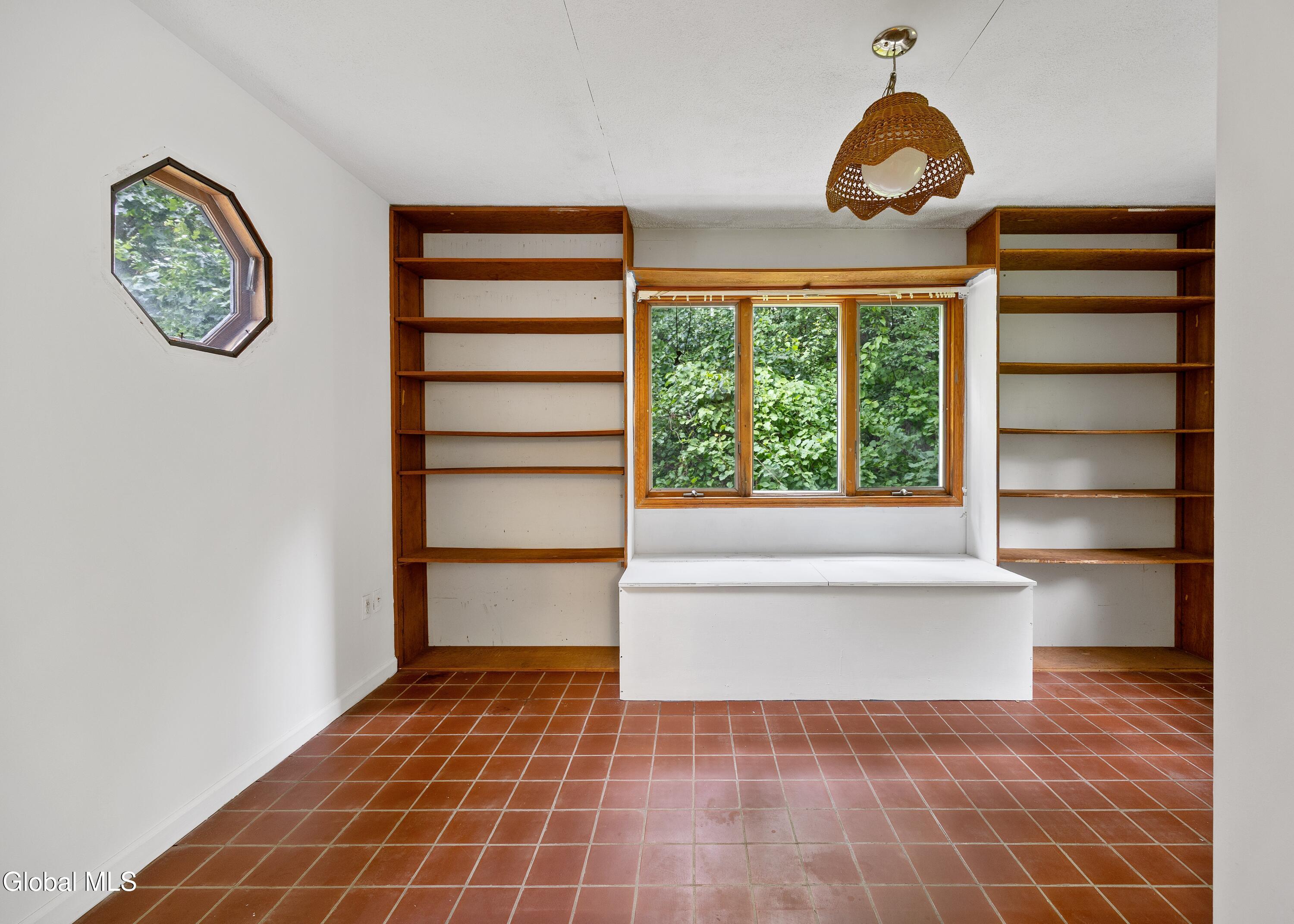 69 Ray Road Rexford NY 12148