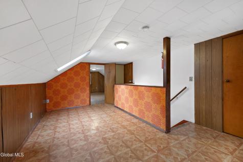 69 Ray Road Rexford NY 12148