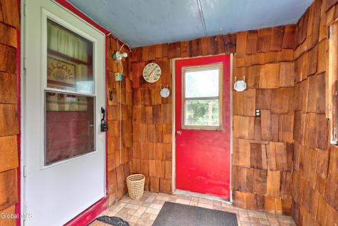 69 Ray Road Rexford NY 12148