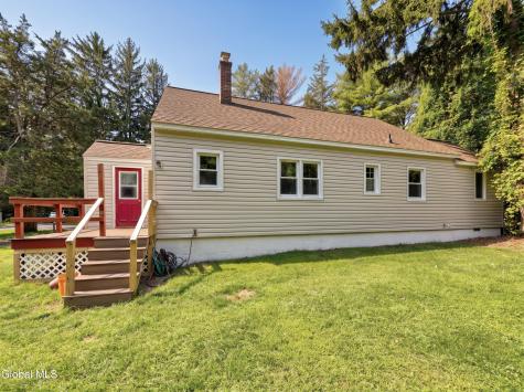 69 Ray Road Rexford NY 12148