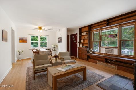 69 Ray Road Rexford NY 12148