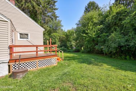 69 Ray Road Rexford NY 12148