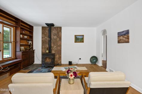 69 Ray Road Rexford NY 12148