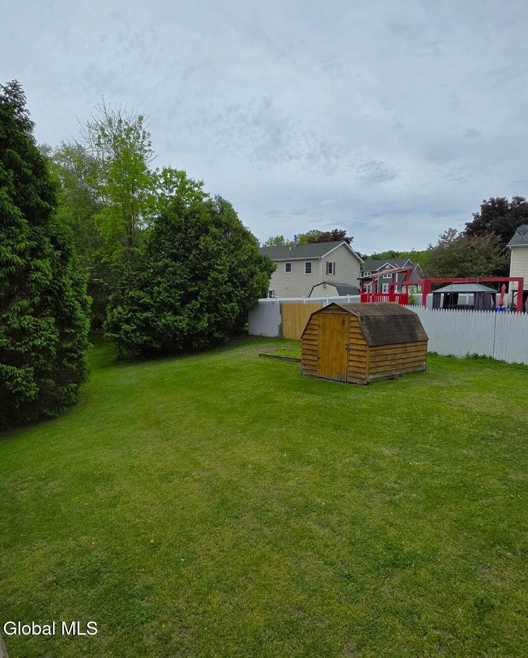 72 Magnolia Circle Ravena NY 12143