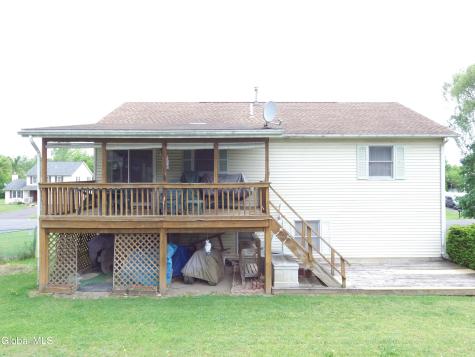 72 Magnolia Circle Ravena NY 12143