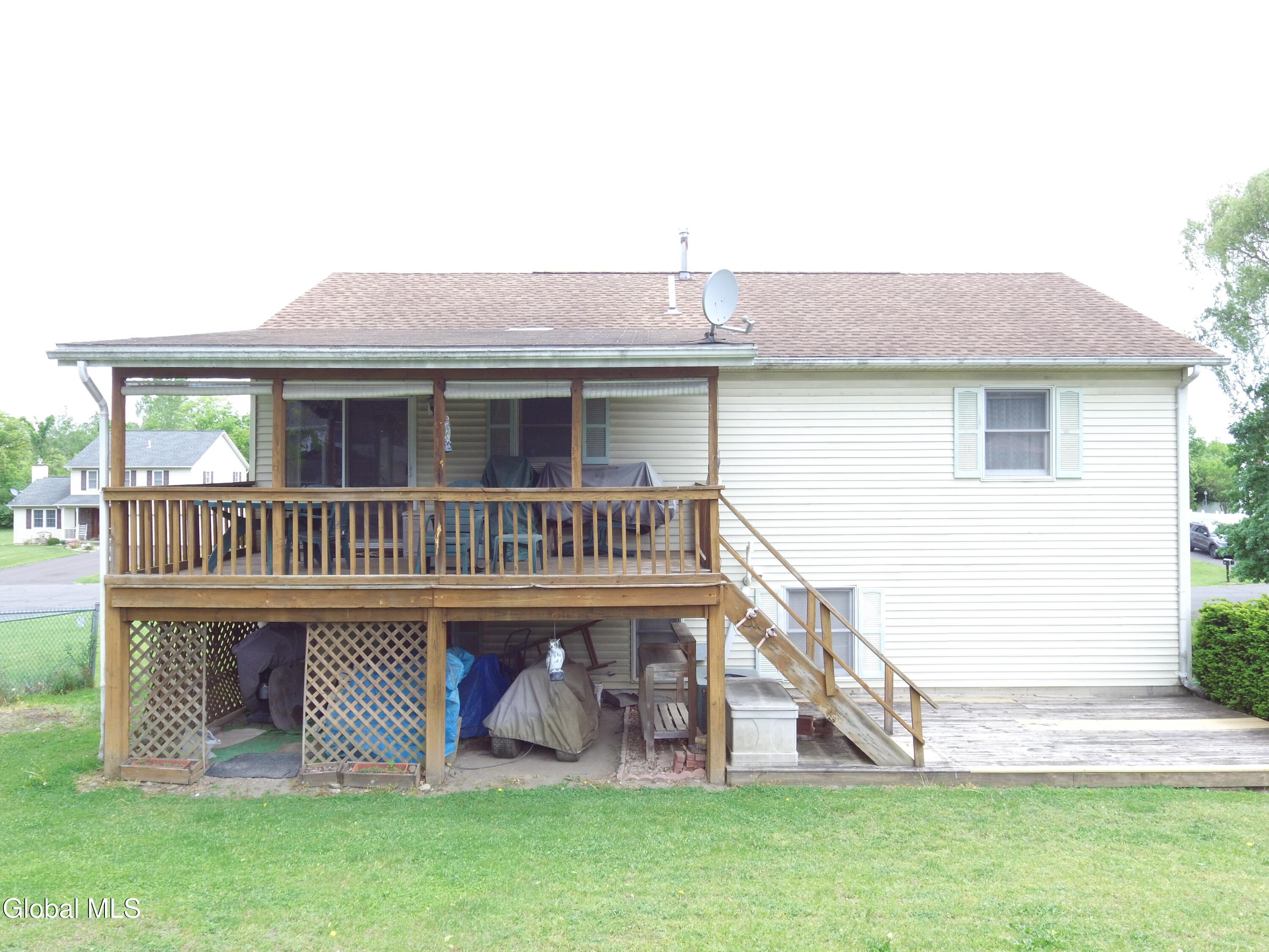72 Magnolia Circle Ravena NY 12143
