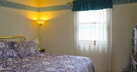72 Magnolia Circle Ravena NY 12143