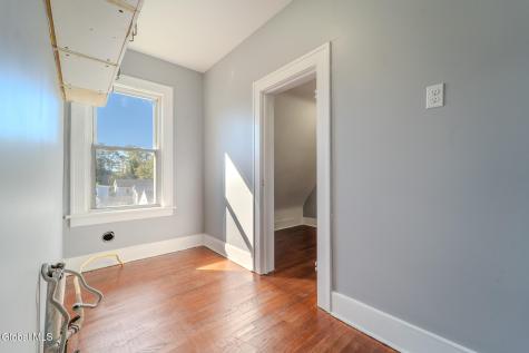 28 Everett Road Colonie NY 12205