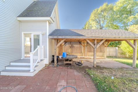 28 Everett Road Colonie NY 12205