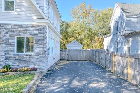 28 Everett Road Colonie NY 12205