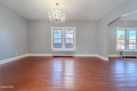 28 Everett Road Colonie NY 12205