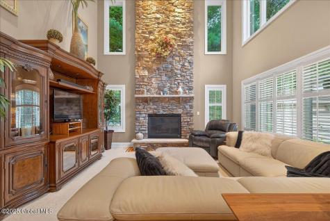 624 Grooms Road Clifton Park NY 12065