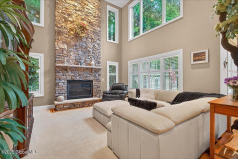 624 Grooms Road Clifton Park NY 12065