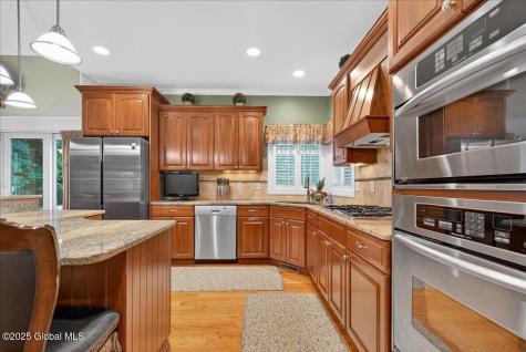 624 Grooms Road Clifton Park NY 12065