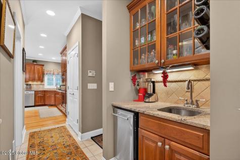 624 Grooms Road Clifton Park NY 12065