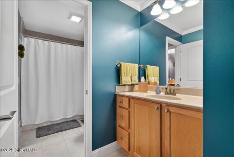 624 Grooms Road Clifton Park NY 12065