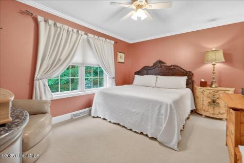 624 Grooms Road Clifton Park NY 12065