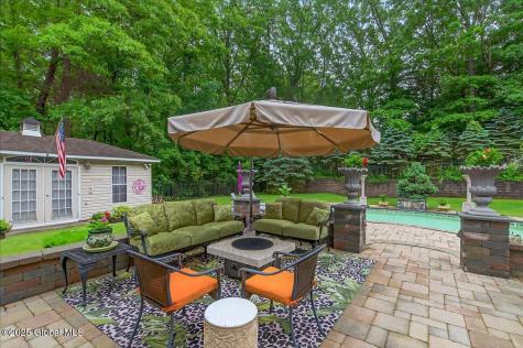 624 Grooms Road Clifton Park NY 12065
