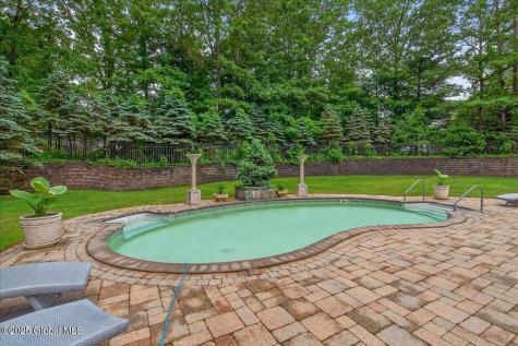 624 Grooms Road Clifton Park NY 12065