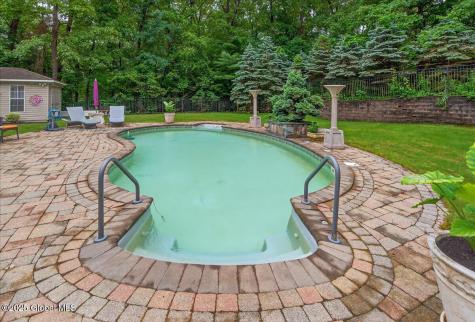 624 Grooms Road Clifton Park NY 12065