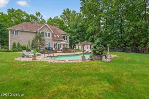 624 Grooms Road Clifton Park NY 12065